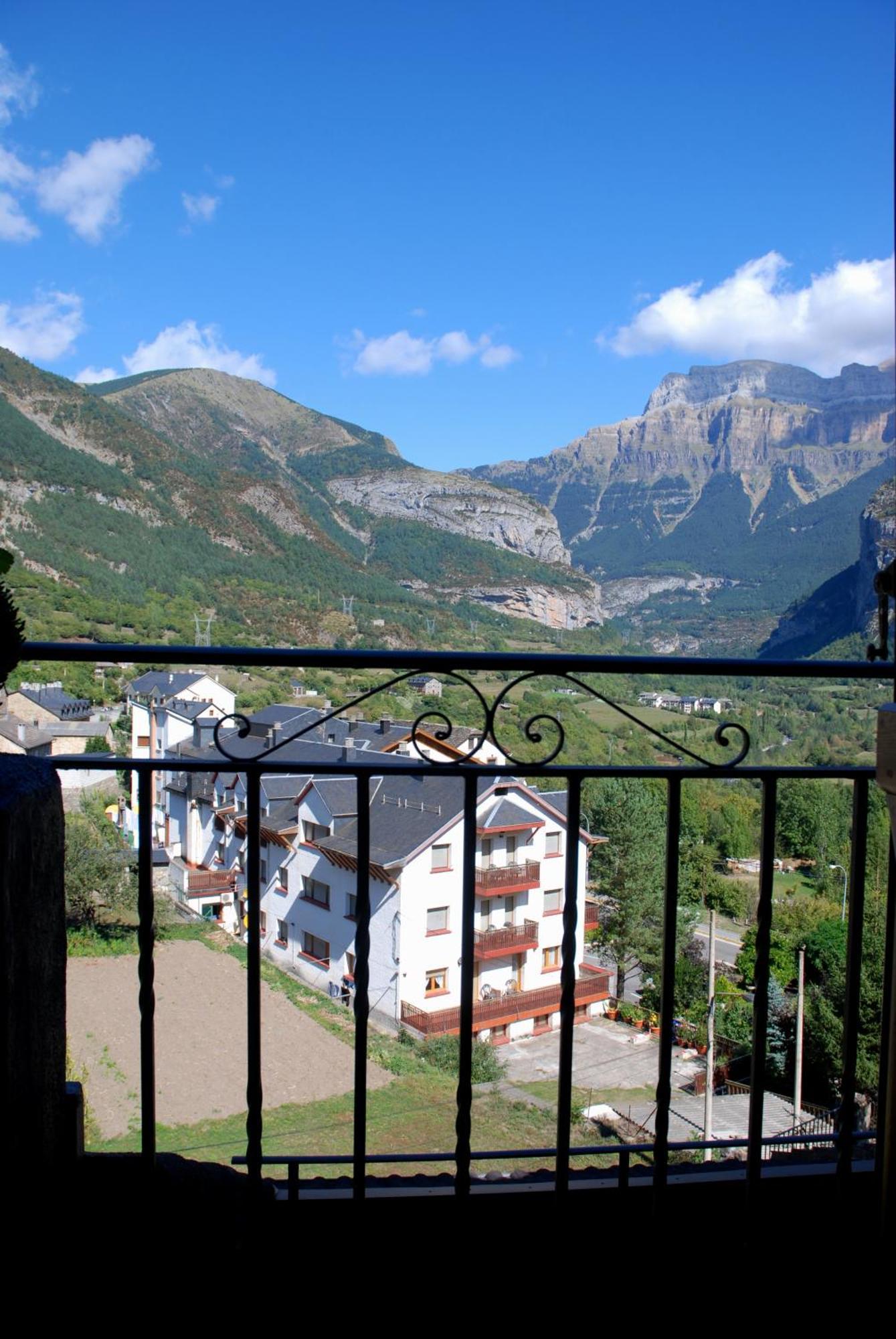 Apartamento El Patio Casa Cajal 托尔拉 外观 照片